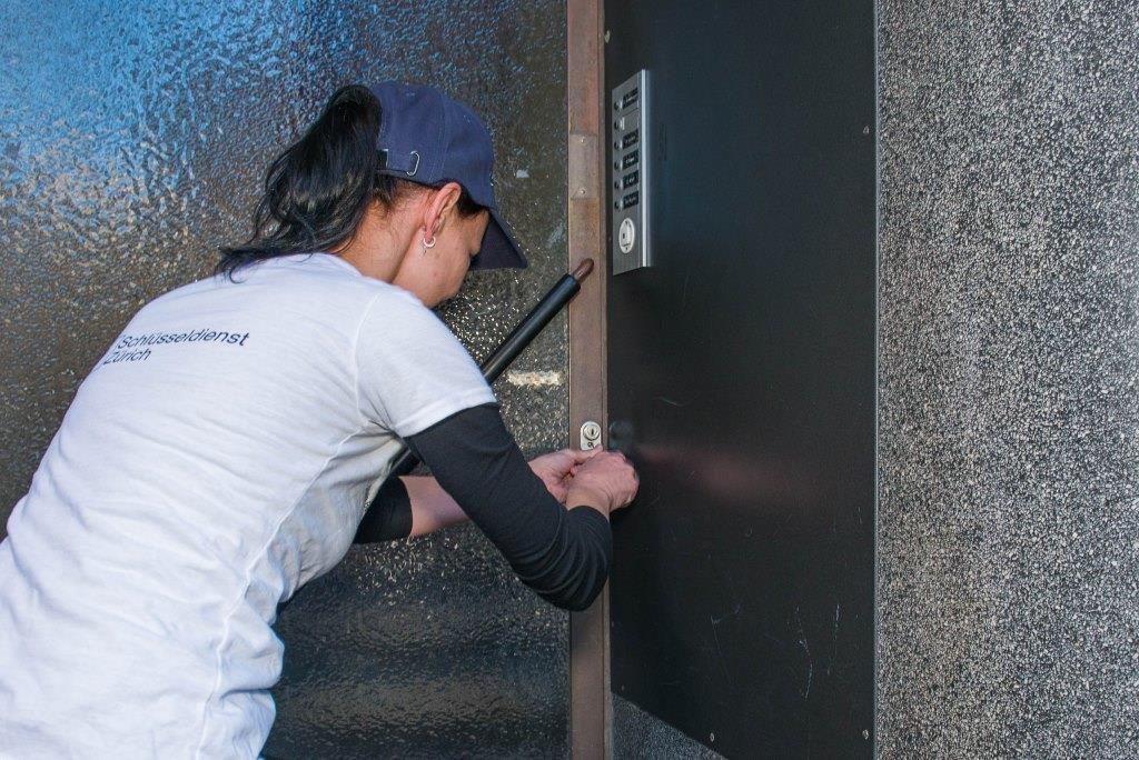 Schlüsseldienst Rötelterrasse Zürich