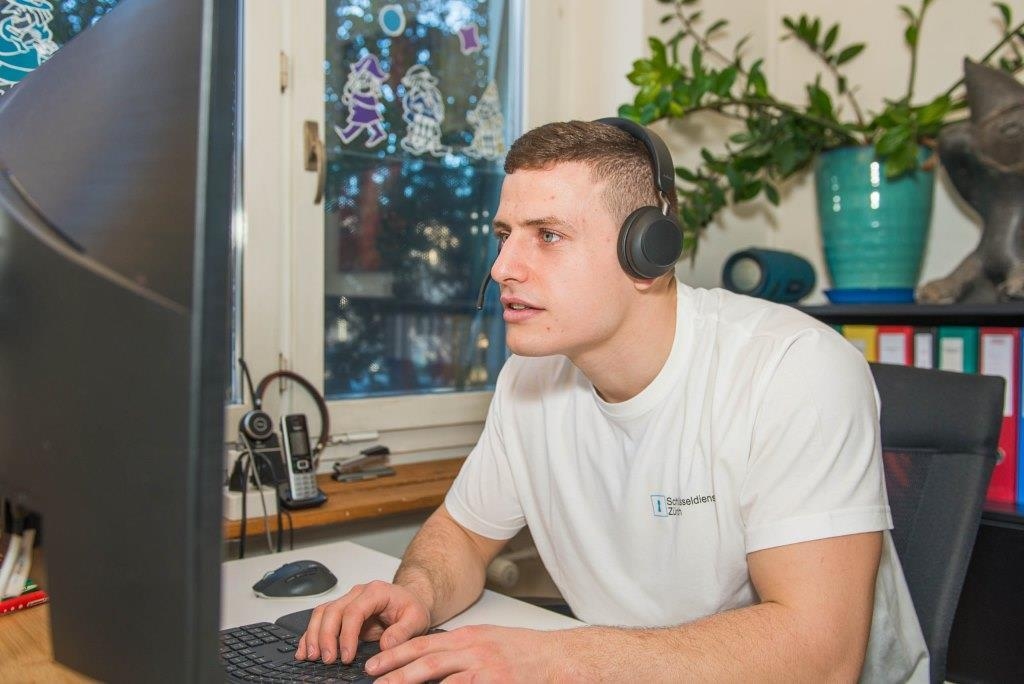 Schlüsseldienst Zwyssigstrasse Zürich