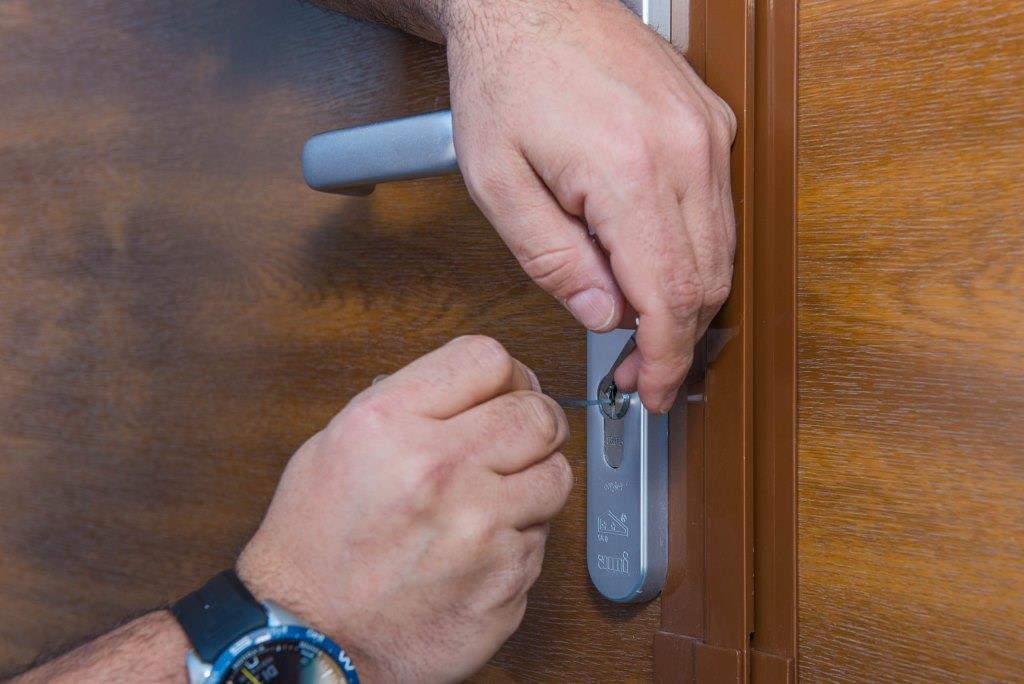 Schlüsseldienst Berneggweg Zürich